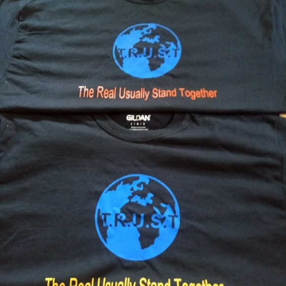 Clothes - Picture 1 of 1